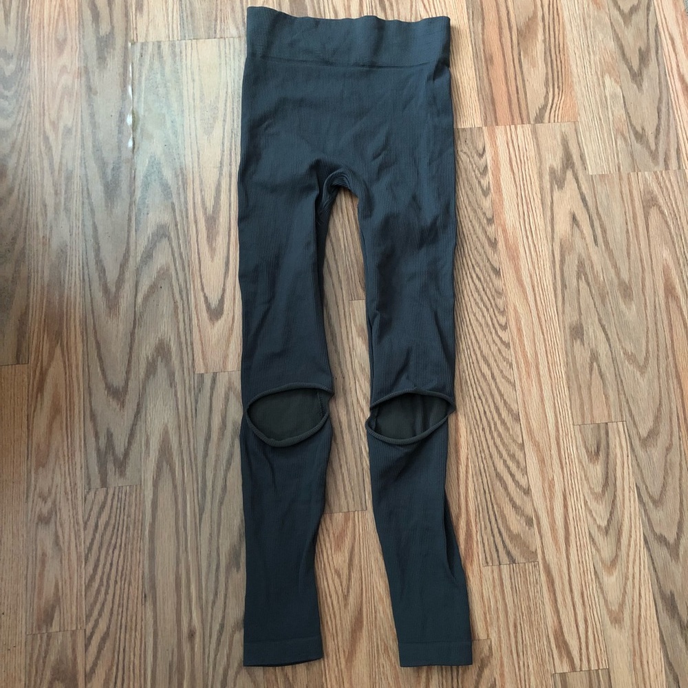 Free People Ryanne grey leggings NWT - Picture 6 of 8